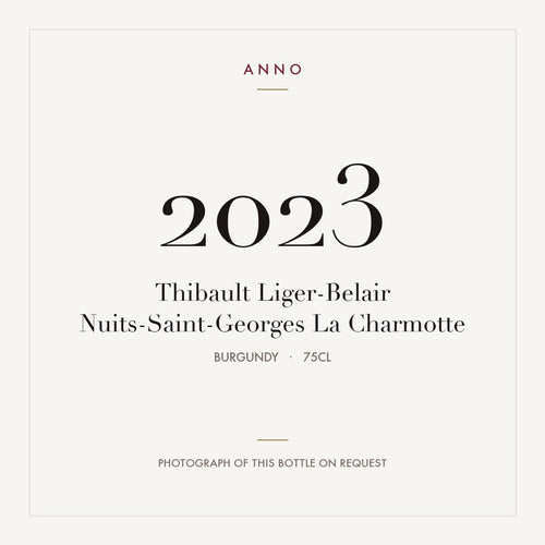 Thibault Liger-Belair Nuits-Saint-Georges La Charmotte 2023 0,75l — cartão de colheita ANNO; fotografia da garrafa real disponível a pedido