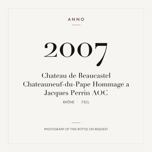 Chateau de Beaucastel Chateauneuf-du-Pape Hommage a Jacques Perrin 2007 AOC 0,75l, Ródano — cartão de colheita ANNO; fotografia da garrafa real disponível a pedido