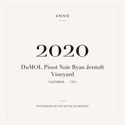 DuMOL Pinot Noir Ryan Jentoft Vineyard 2020 0,75l from California — ANNO vintage card; photograph of the actual bottle available on request